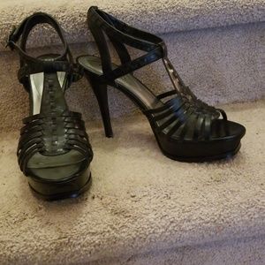 Guess platform heels